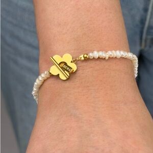 NWT Gold and Genuine Freshwater Pearls Bracelet